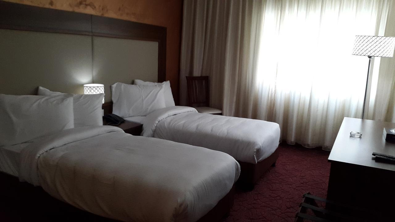 President Hotel Amman Zewnętrze zdjęcie