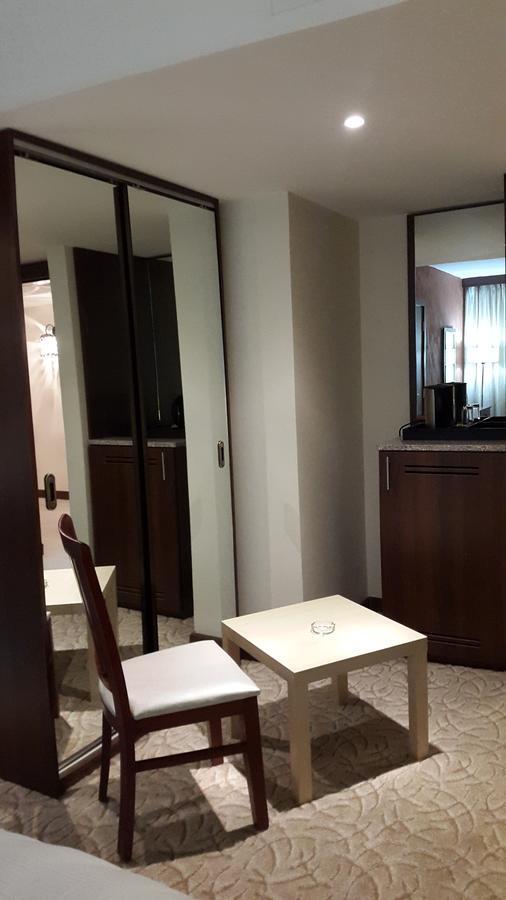 President Hotel Amman Zewnętrze zdjęcie