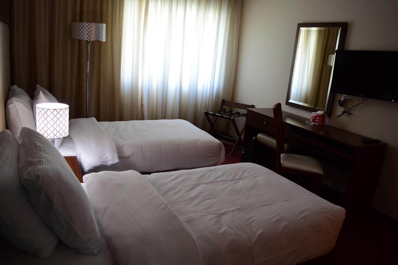 President Hotel Amman Zewnętrze zdjęcie